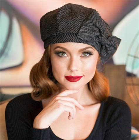 Black Wool Chevron Beret 